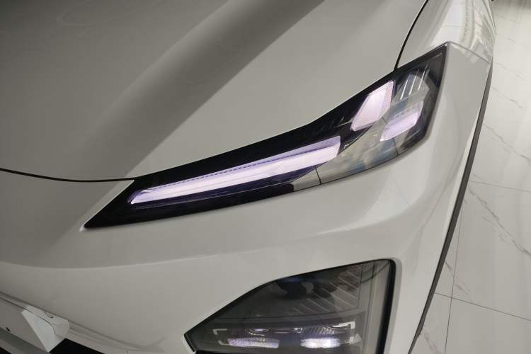 Used  S07 2026 230Ultra with Huawei Qiankun ADS SE Edition