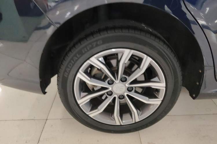 Used BYD Song MAX 2019 1.5T Automatic Smart Connect Ruiyi Sunroof Model 7 Seats China VI Standard
