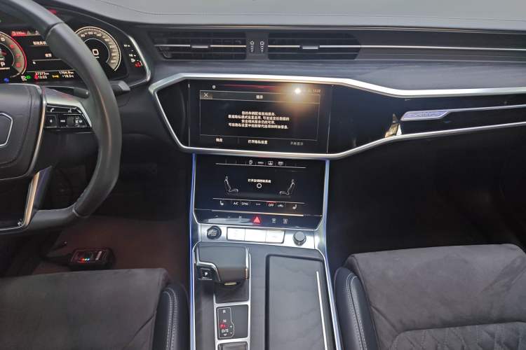 Used Audi A6L 2024 55 TFSI quattro Prestige Dynamic Edition
