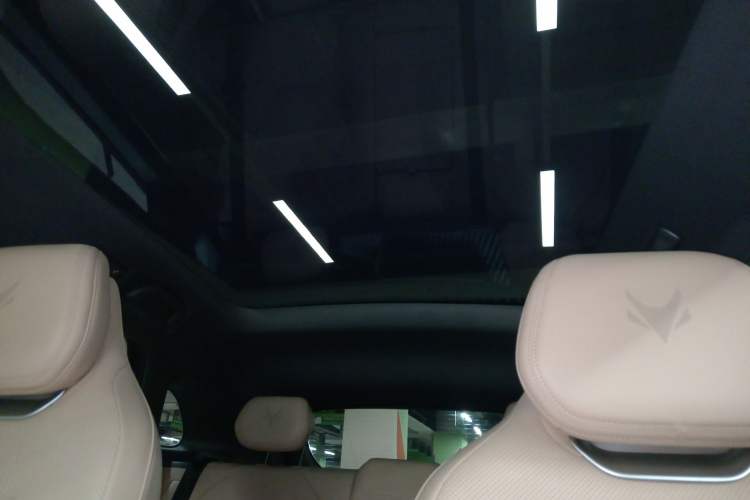 Used ARCFOX Alpha T5 2025 660 MAX
