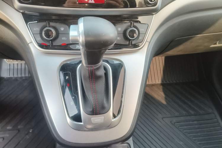 Used Haval M6 2017 1.5T Automatic Two-Wheel Drive Elite Model
