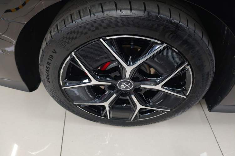 Used BYD Han 2022 EV Genesis Edition 715 km Front-Wheel-Drive Flagship Model
