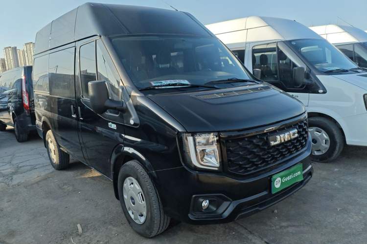 Used JMC Fushun 2023 2.0T Automatic Short-Wheelbase Mid-to-High Roof Commercial & Multi-Purpose Passenger Vehicle 6 Seats