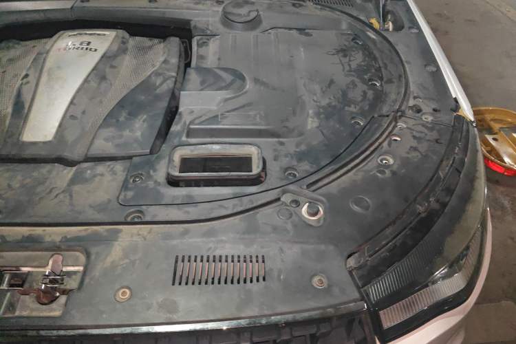 Used Zotye T700 2017 1.8T Dual-Clutch Luxury Model
