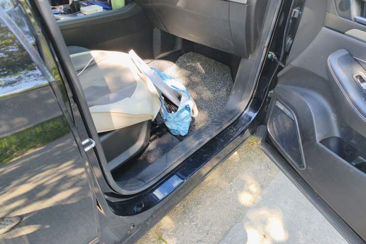 Used Jetour X70S 2022 1.5T Manual Fanghua Edition 7 Seats
