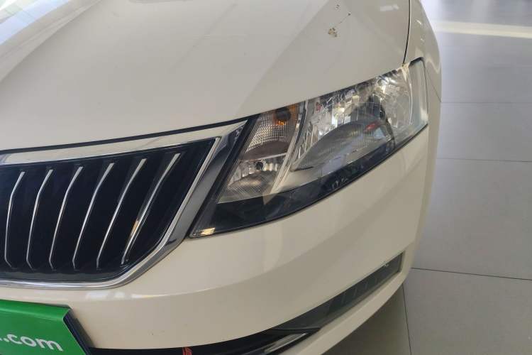 Used Skoda Rapid 2018 1.6L Manual Comfort Edition
