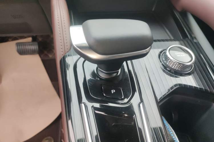 Used Geely Auto Monjaro L 2021 2.0TD High-Power Automatic All-Wheel Drive Luxury Version
