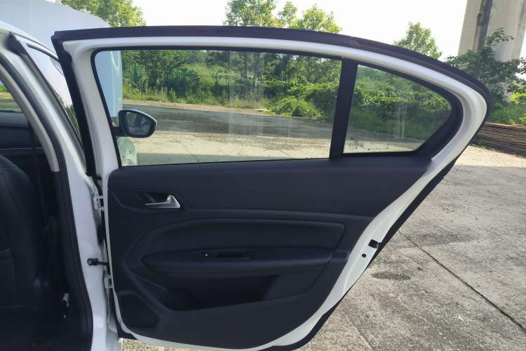 Used Peugeot 408 2016 1.6T Automatic Luxury Edition
