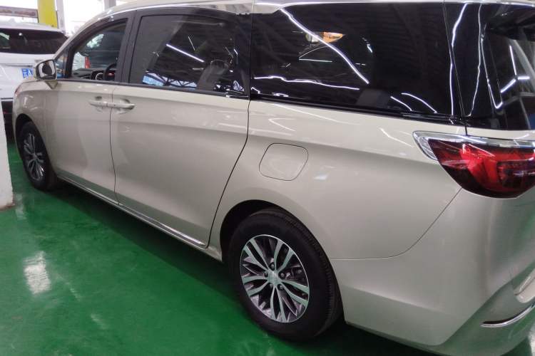 Used Buick GL8 2023 ES Lu Zun Comfort Model
