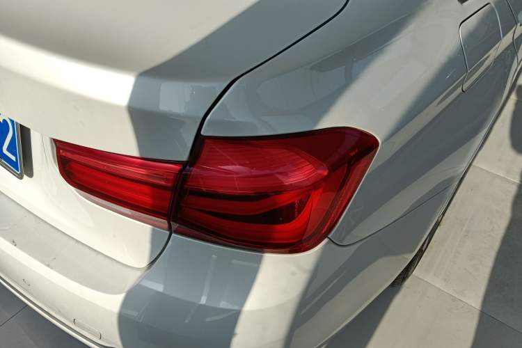 Used BMW 3 Series 2018 320Li Fashion Model
