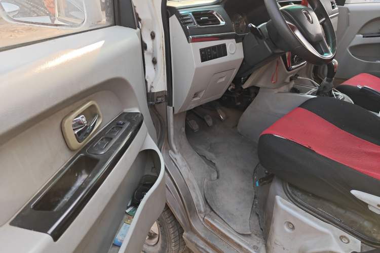 Used Jinbei New Hiace X30L 2016 1.3L Wealth Edition DLCG12