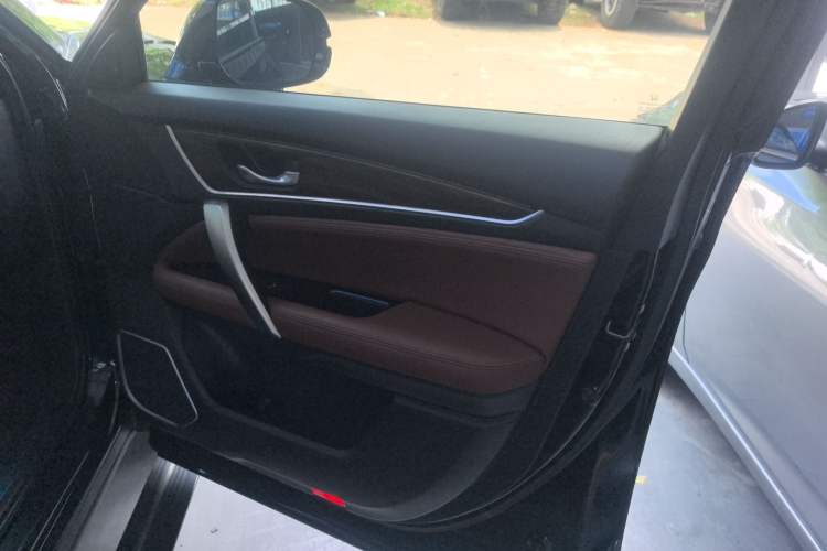 Used Honda UR-V 2017 370TURBO 2WD Prestige Edition China V
