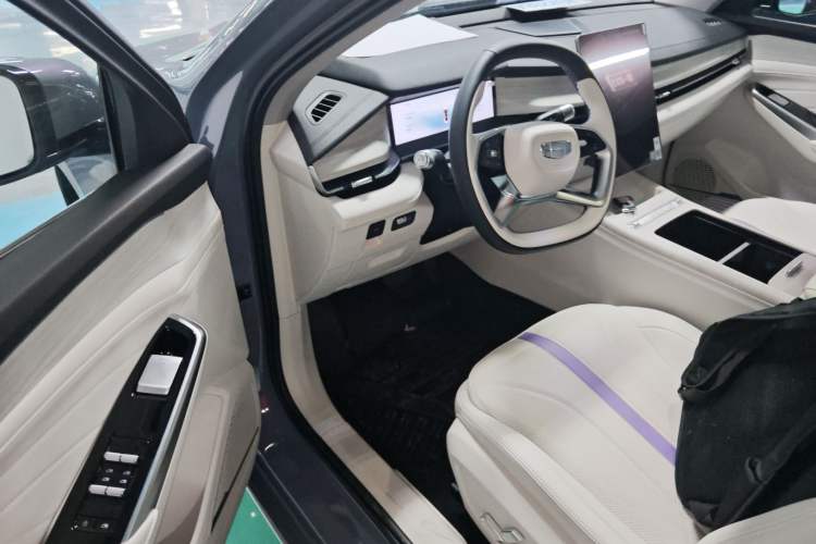 Used Geely Auto Preface 2024 Zhiqing 1.5TD Galaxy Edition