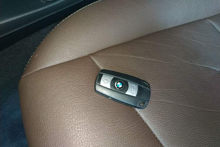 Used BMW X1 2014 sDrive18i Fashion Model
