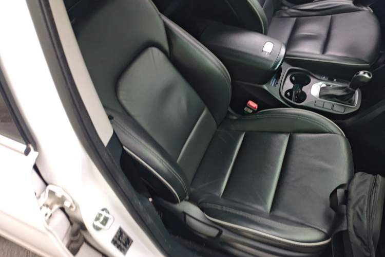 Used Hyundai Santa Fe 2017 2.0T Automatic All-Wheel Drive Smart 7-Seater