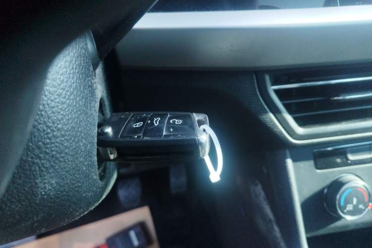 Used Volkswagen Lavida 2019 1.5L Manual Comfort Version China VI