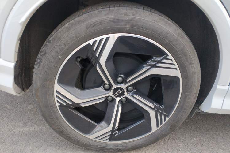 Used Audi Q4 e-tron 2024 40 e-tron Boundary Edition