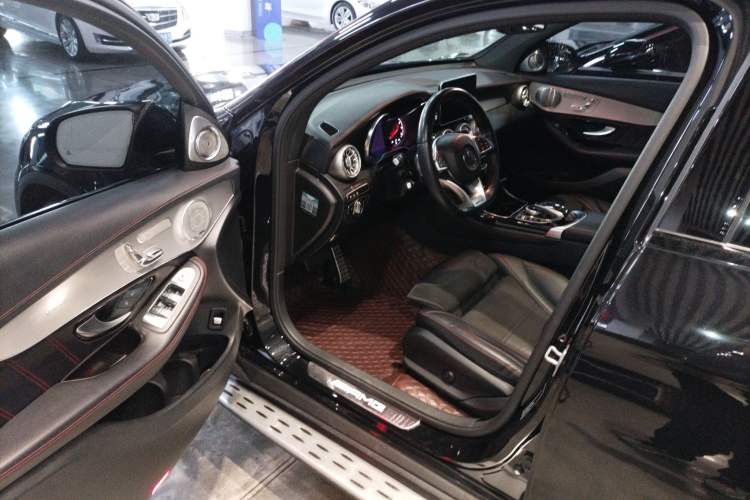 Used Mercedes-Benz GLC Coupe AMG 2017 AMG GLC 43 4MATIC Coupe SUV
