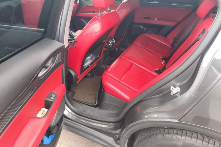 Used Alfa Romeo Stelvio 2017 2.0T 280HP Luxury Edition