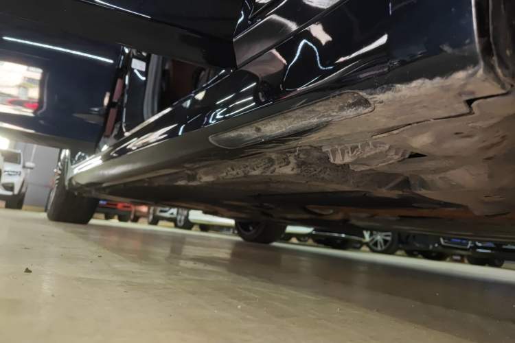 Used BMW 5 Series 2019 530Li Leading Model M Sport Package
