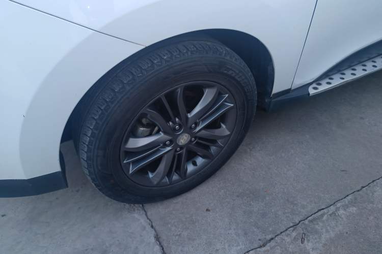 Used Hyundai ix35 2013 2.0L Automatic Two-Wheel Drive Smart GLS China IV Standard
