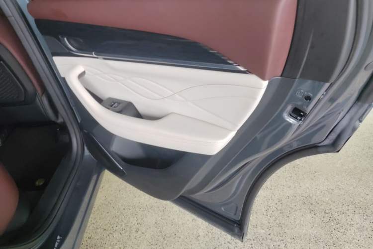 Used Geely Auto Monjaro L 2021 2.0TD DCT EVO Two-Wheel Drive Smart Luxury Version
