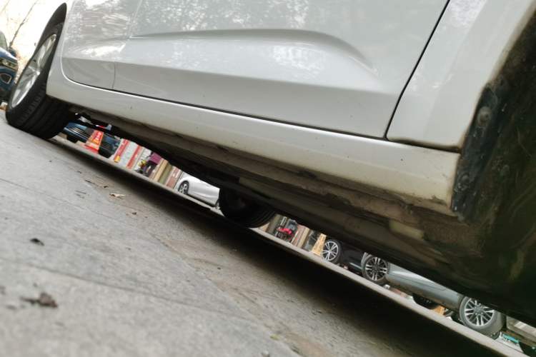 Used Buick Verano 2019 Sedan 20T Dual-Clutch Luxury Model
