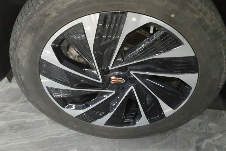 Used Hongqi HS7 PHEV 2024 2.0T PHEV Four-Wheel Drive Flagship Edition 7 Seats