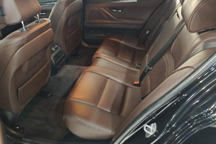 Used BMW 5 Series 2014 525Li Luxury Design Package