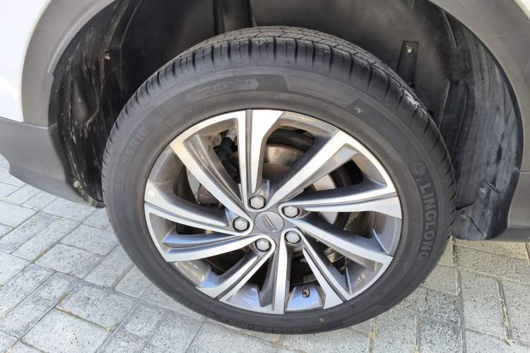 Used Geely Auto Coolray 2019 260T DCT Knight China VI Standard
