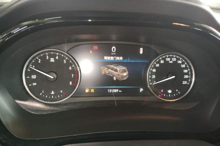 Used Buick GL8 2022 Land Cruiser Executive Class 652T Comfort Model
