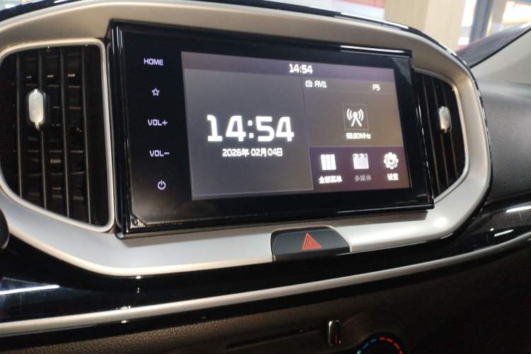 Used Kia kx1 Stonic 2021 1.4L CVT Fun Edition