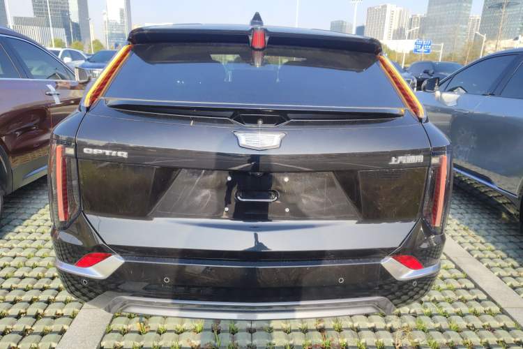 Used Cadillac OPTIQ 2024 Standard Range Version
