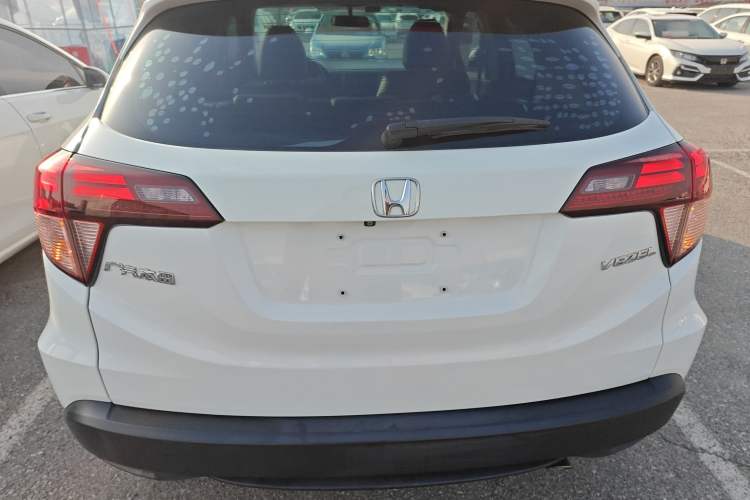 Used Honda Vezel 2017 1.8L CVT Front-Wheel Drive Pioneer Edition
