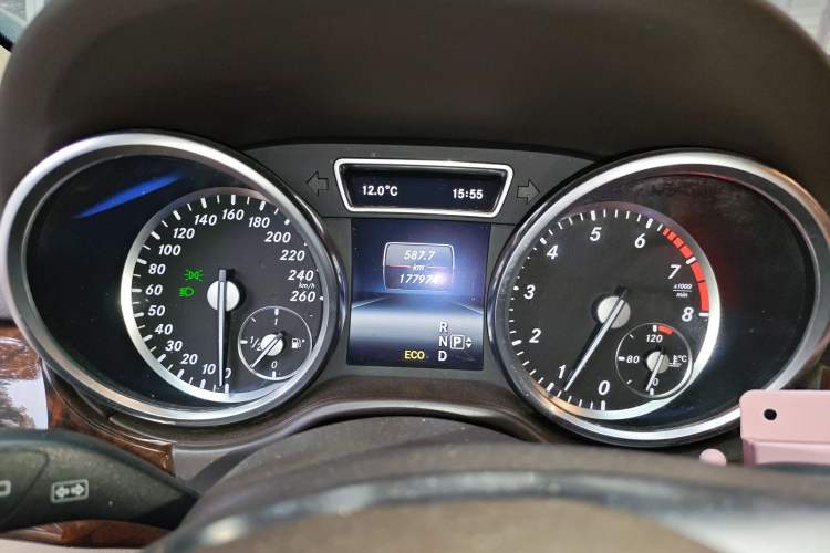 Used Mercedes-Benz M-Class 2015 ML 400 4MATIC Dynamic Model