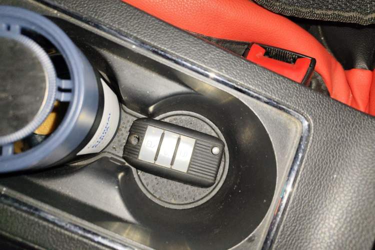 Used Roewe i6 2019 PLUS 20T TST 4G Connected Flagship Superb Edition