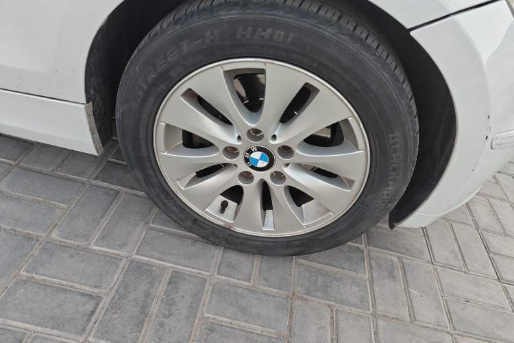 Used BMW 1 Series (Import) 2008 120i automatic transmission
