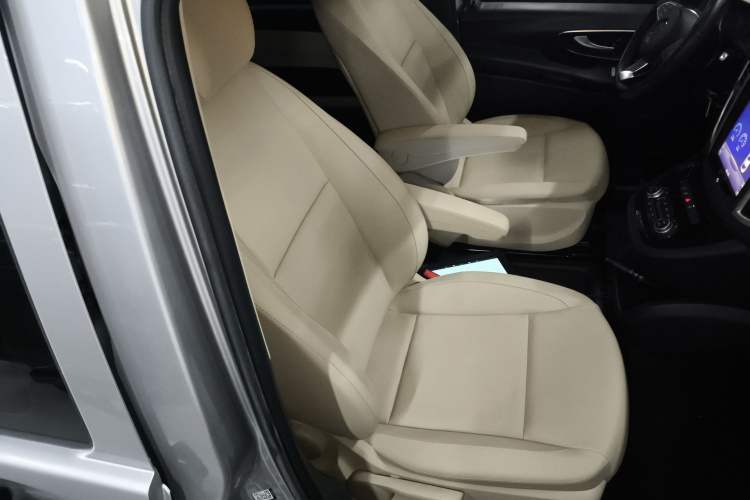 Used Mercedes-Benz Vito 2016 2.0T Business Edition