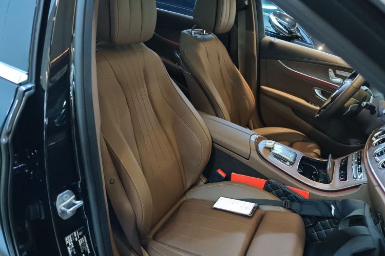 Used Mercedes-Benz E-Class 2023 Facelift E 260 L
