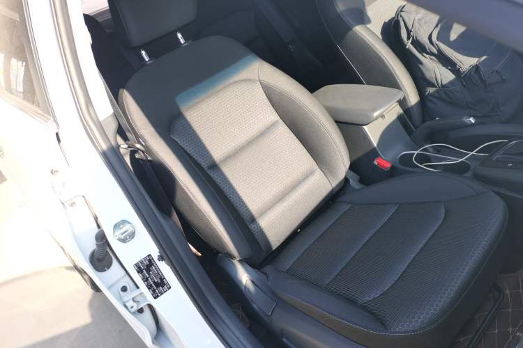 Used Hyundai Elantra 2018 1.4T Dual-Clutch Xuan Dong · Dynamic Edition
