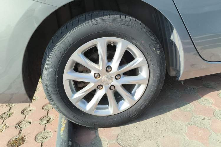 Used Buick GL6 2018 18T 6-Seater Luxury Model
