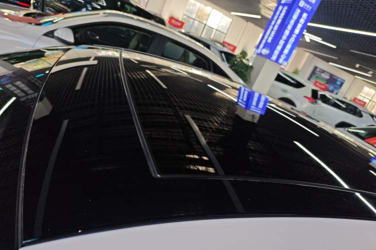 Used Volkswagen Lamando 2021 230TSI DSG Fashion Edition
