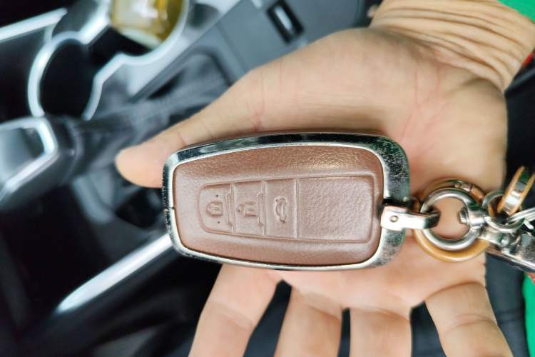 Used Toyota Crown Land Cruiser 2021 2.5L HEV Four-Wheel Drive Premium Edition