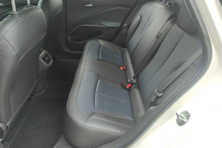 Used Buick Velite 6 2023 430km Range Commuter Version