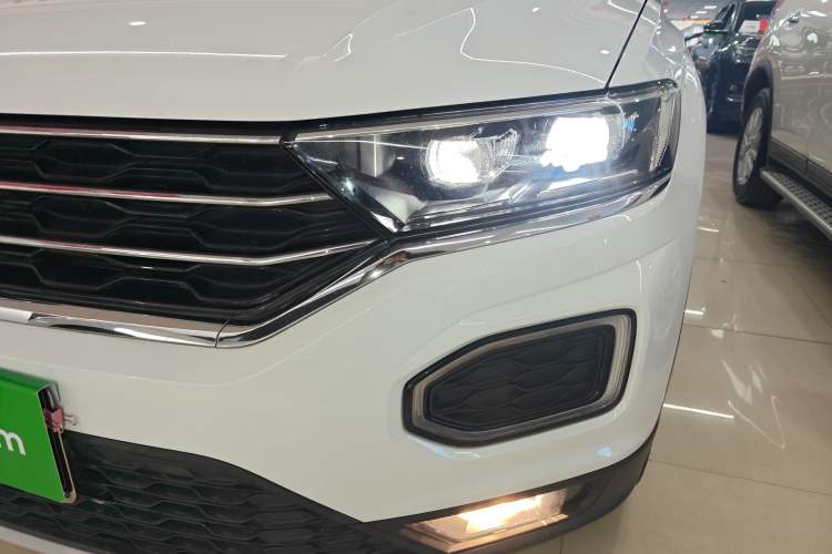 Used Volkswagen T-ROC 2022 280TSI DSG Two-Wheel Drive Elite PLUS
