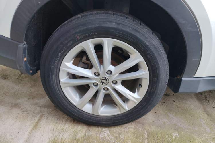 Used Dongfeng Fengon 580 2016 1.8L Manual Comfort Model
