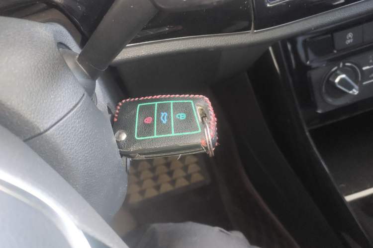 Used Jetta VS5 2022 280TSI Automatic Trendy Pro Version
