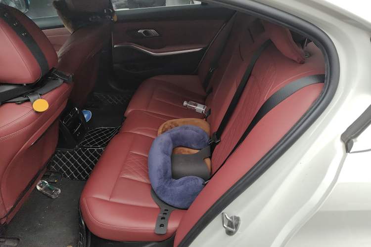 Used BMW i3 2024 eDrive 35 L
