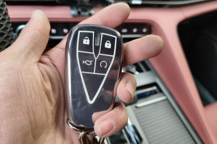 Used Changan CS75 PLUS 2024 3rd Generation Champion Edition 1.5T Intelligent Drive Dynamic Model
