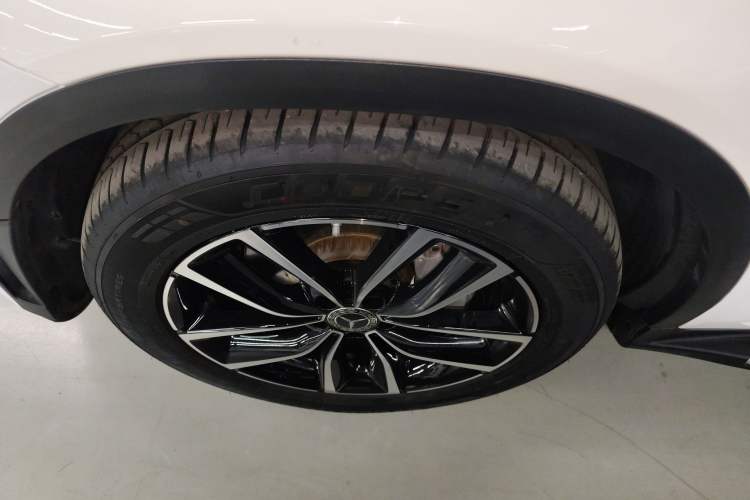 Used Mercedes-Benz GLC 2020 Facelift GLC 260 L 4MATIC Luxury Edition
